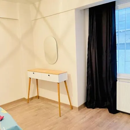Comfortable 2+1 In Cihangir Center דירה *