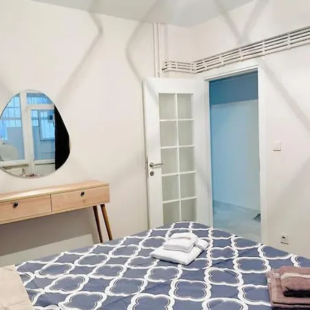דירה Comfortable 2+1 In Cihangir Center